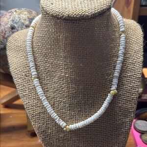 Elegant White and Gold Beaded Necklace